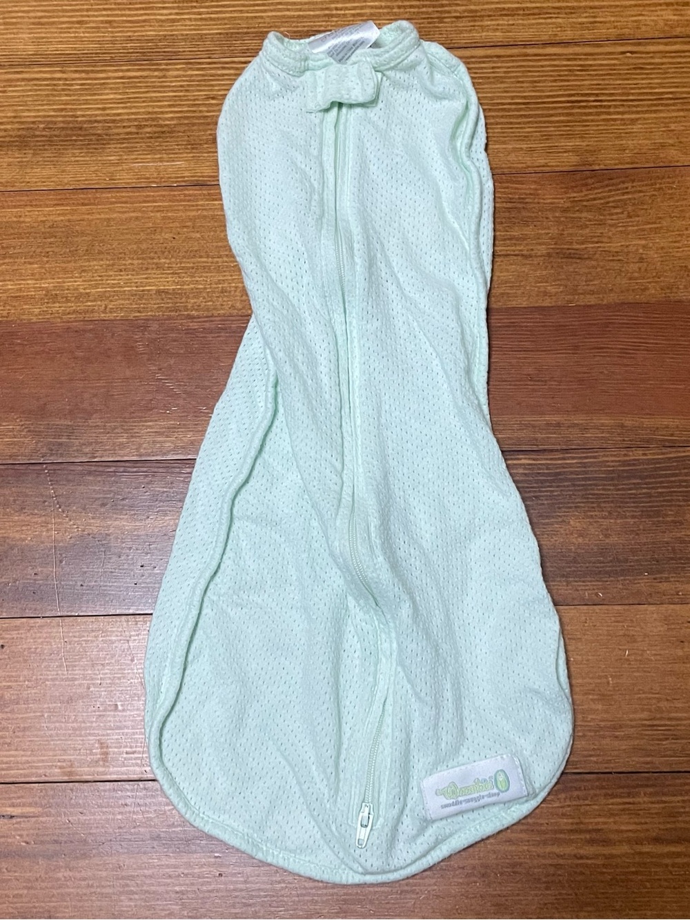 Woombie True Air Light Mint Baby Swaddle Size 0-3 Months 5-13 lbs